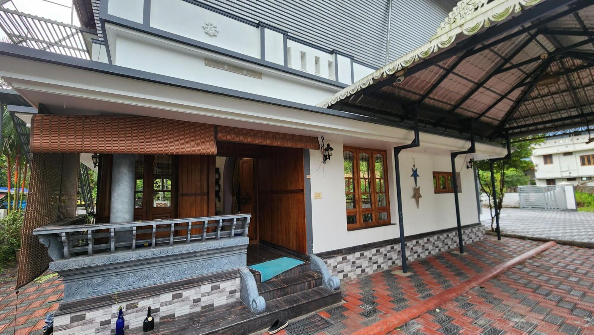 Ebs Guest House Nedumbassery Bagian luar foto